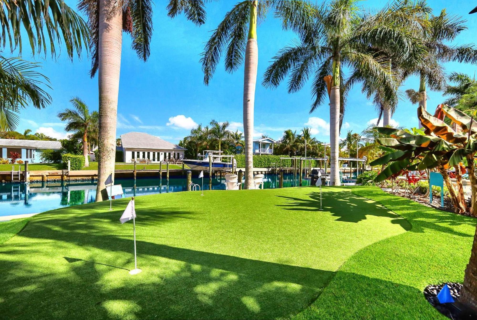 Bikinis And Martinis Waterfront Canal Villa Anna Maria Exterior foto