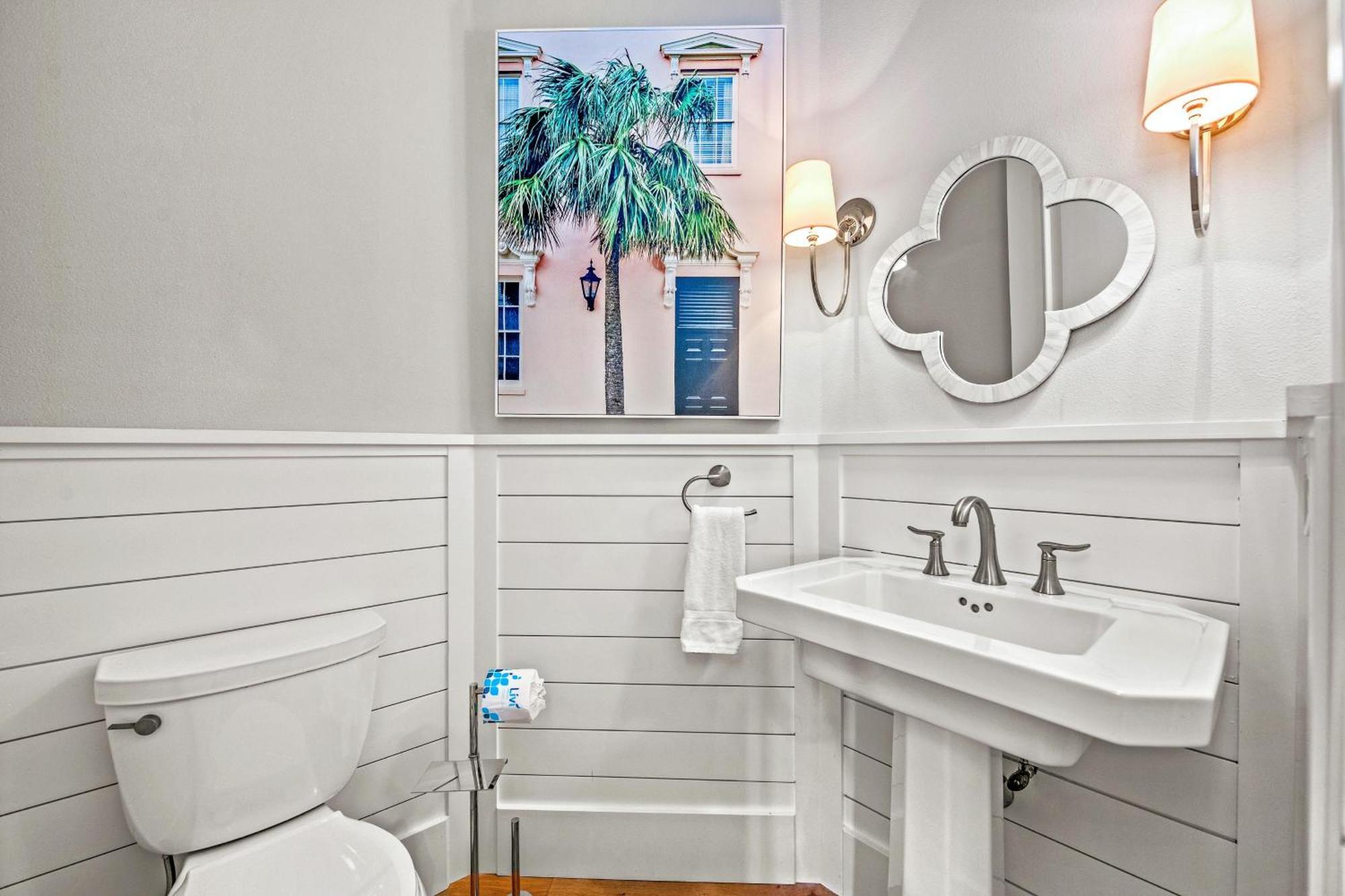 Bikinis And Martinis Waterfront Canal Villa Anna Maria Exterior foto