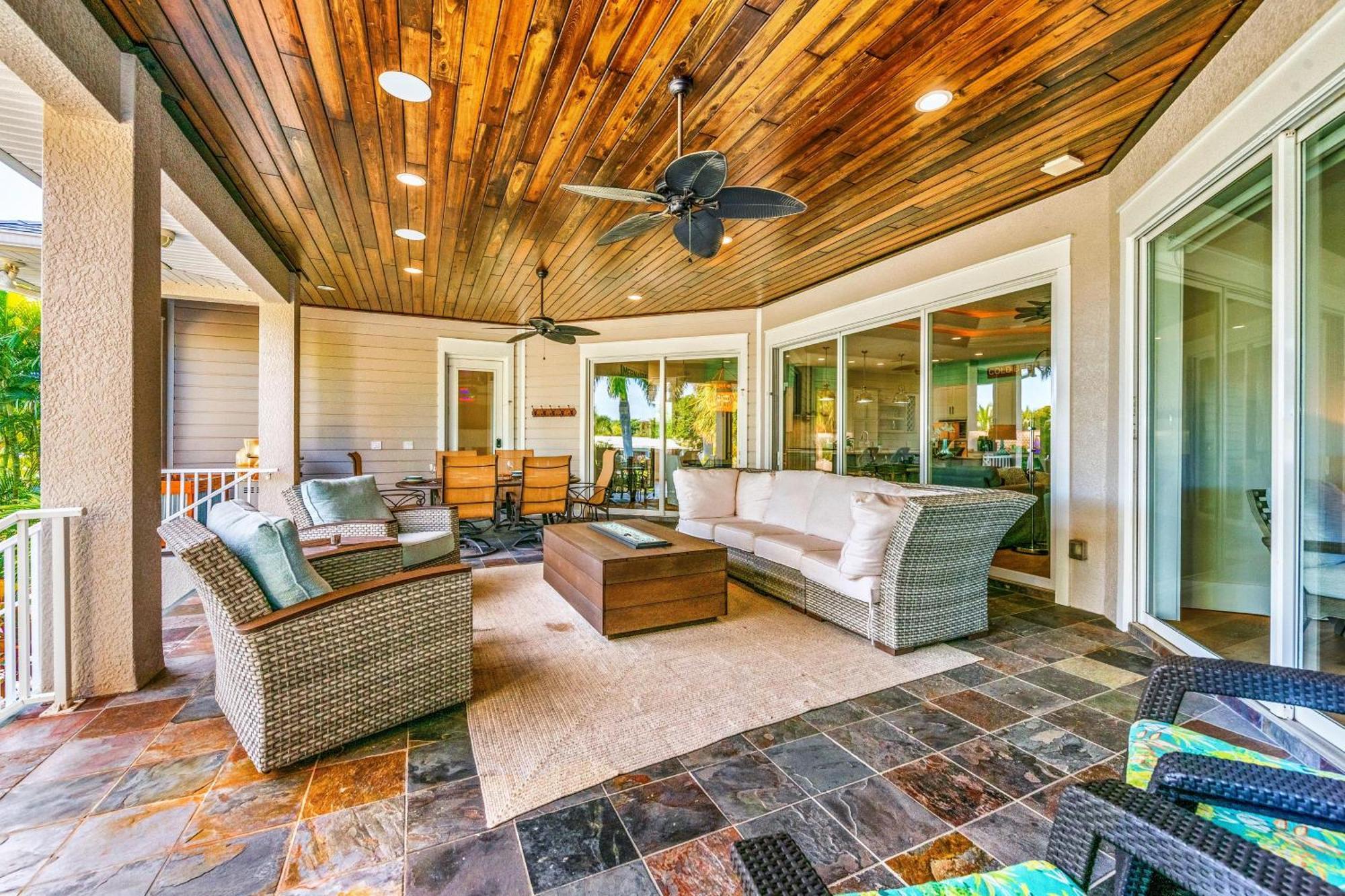 Bikinis And Martinis Waterfront Canal Villa Anna Maria Exterior foto