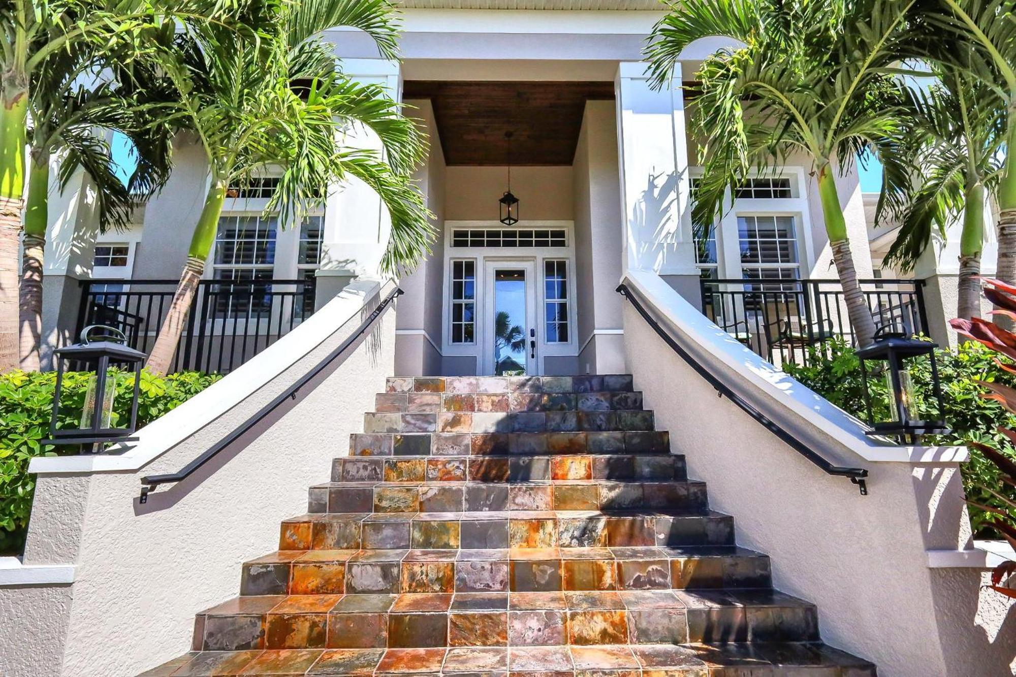 Bikinis And Martinis Waterfront Canal Villa Anna Maria Exterior foto